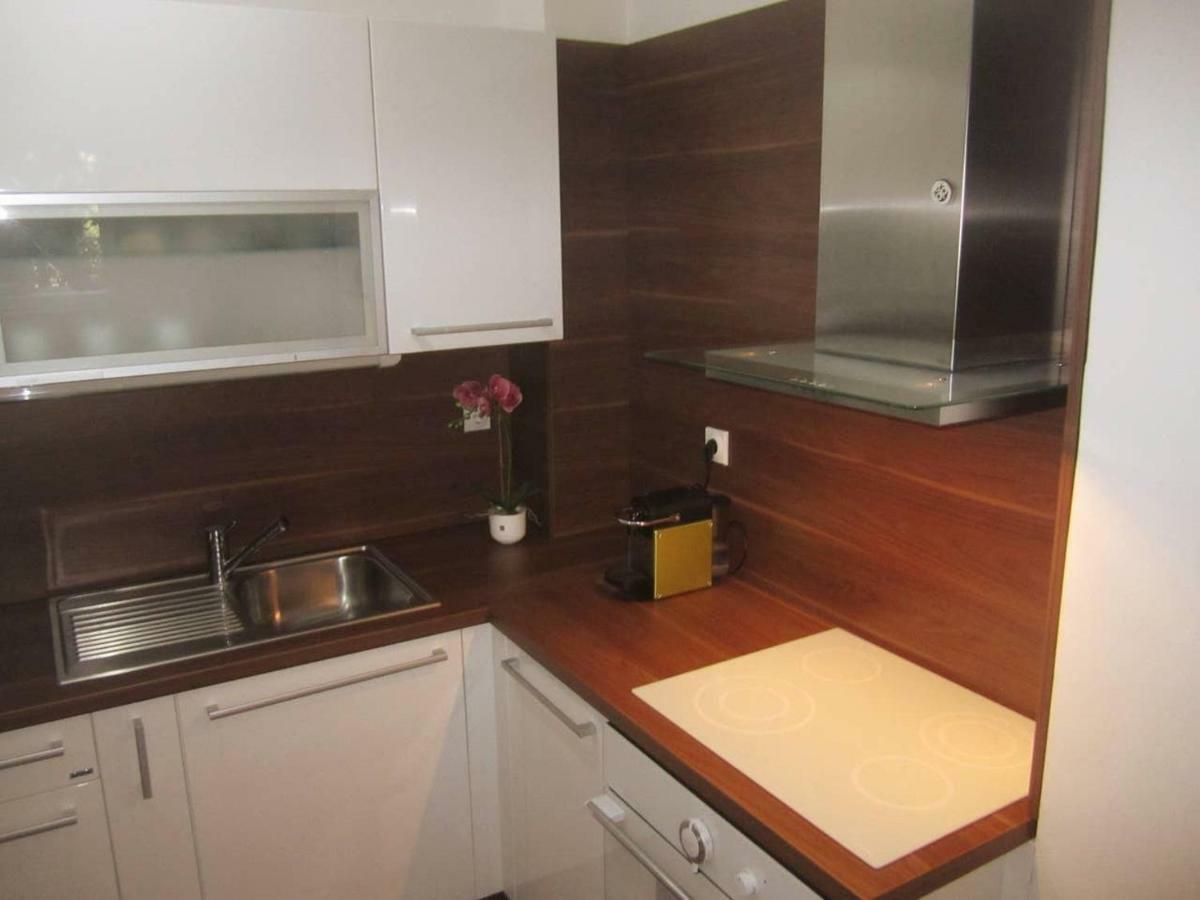 65 Square Meters Designer Apartment In Heart Of City - River View ! Park For Free Ni Eksteriør billede