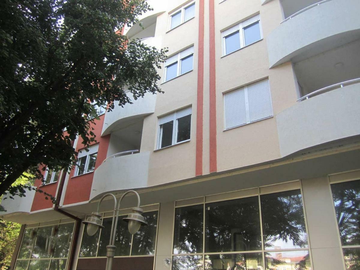 65 Square Meters Designer Apartment In Heart Of City - River View ! Park For Free Ni Eksteriør billede